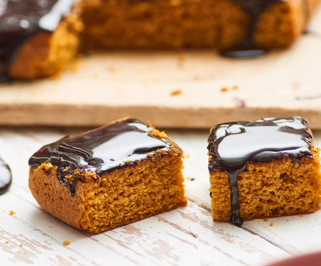 Brownie de batata doce cremoso, sobremesa sem lactose